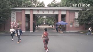 最新流出北京天使『XIZI』上海之旅 复旦大学 全裸园林阶梯教室极限露出 超清